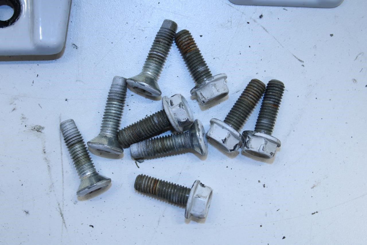 07-18 Jeep Wrangler Front RH Door Hinge Upper and Lower w/ Bolts 55395386AE OEM - Alshned Auto Parts