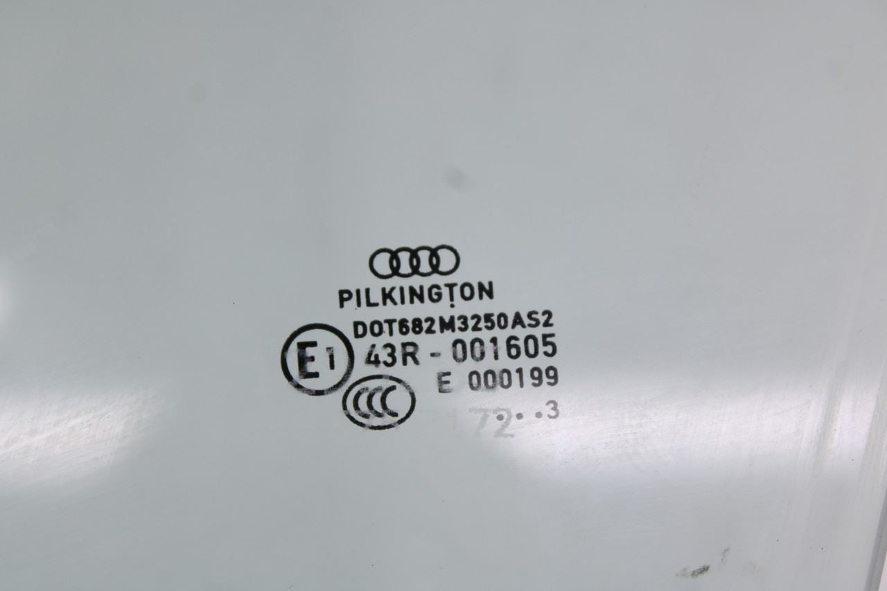 2011-2016 Audi S4 Premium Plus Front Left Door Window Movable Glass 8K0845201D4
