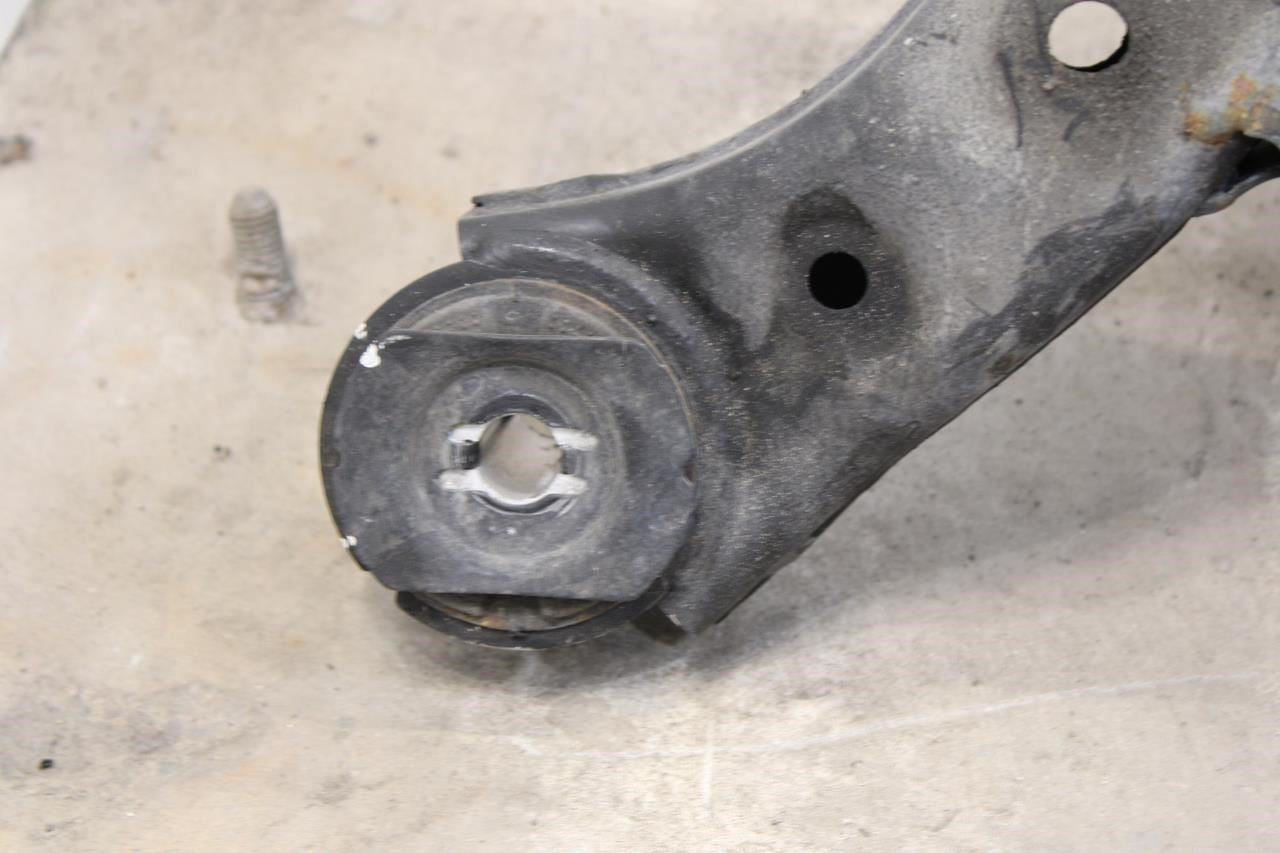 2019-2021 Hyundai Tucson Value FWD Rear Crossmember Subframe 55405-D3650 OEM - Alshned Auto Parts