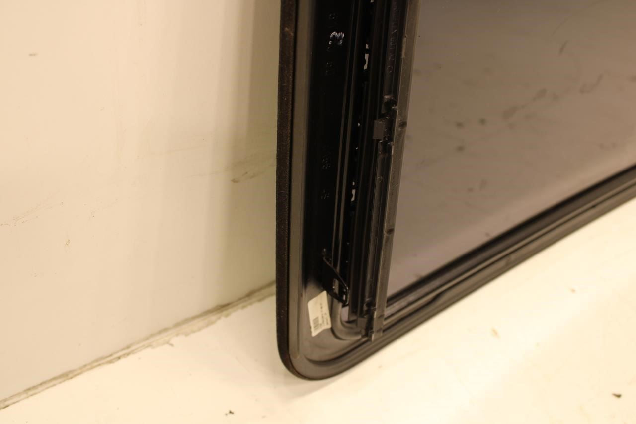 2014-2020 Maserati Ghibli Sun Roof Window Glass Panel 673009009 OEM - Alshned Auto Parts