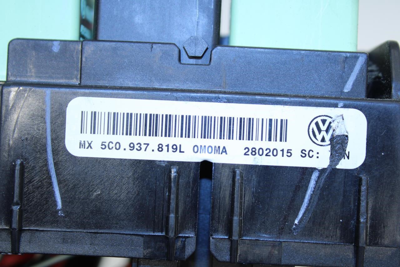 2015-18 Volkswagen Jetta Sport Engine Bay Relay Fuse Junction Box 5C0937819L OEM - Alshned Auto Parts