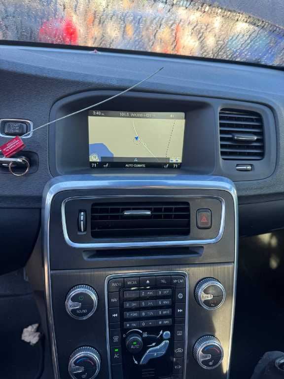 2011-2018 Volvo S60 T5 Premier Dash Information 7.0'' Display Screen 31382065 - Alshned Auto Parts