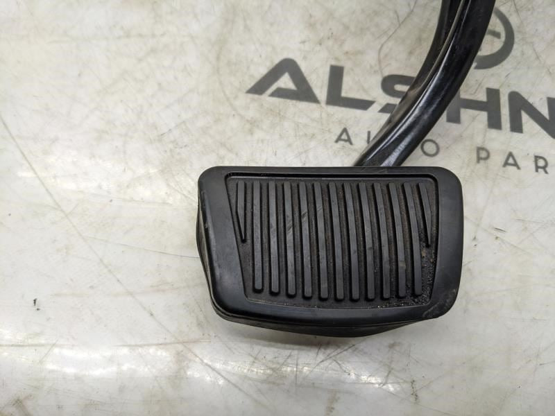 16-18 Hyundai Elantra SE Brake Pedal w/ Bracket and Stop Light Switch 32810F22105