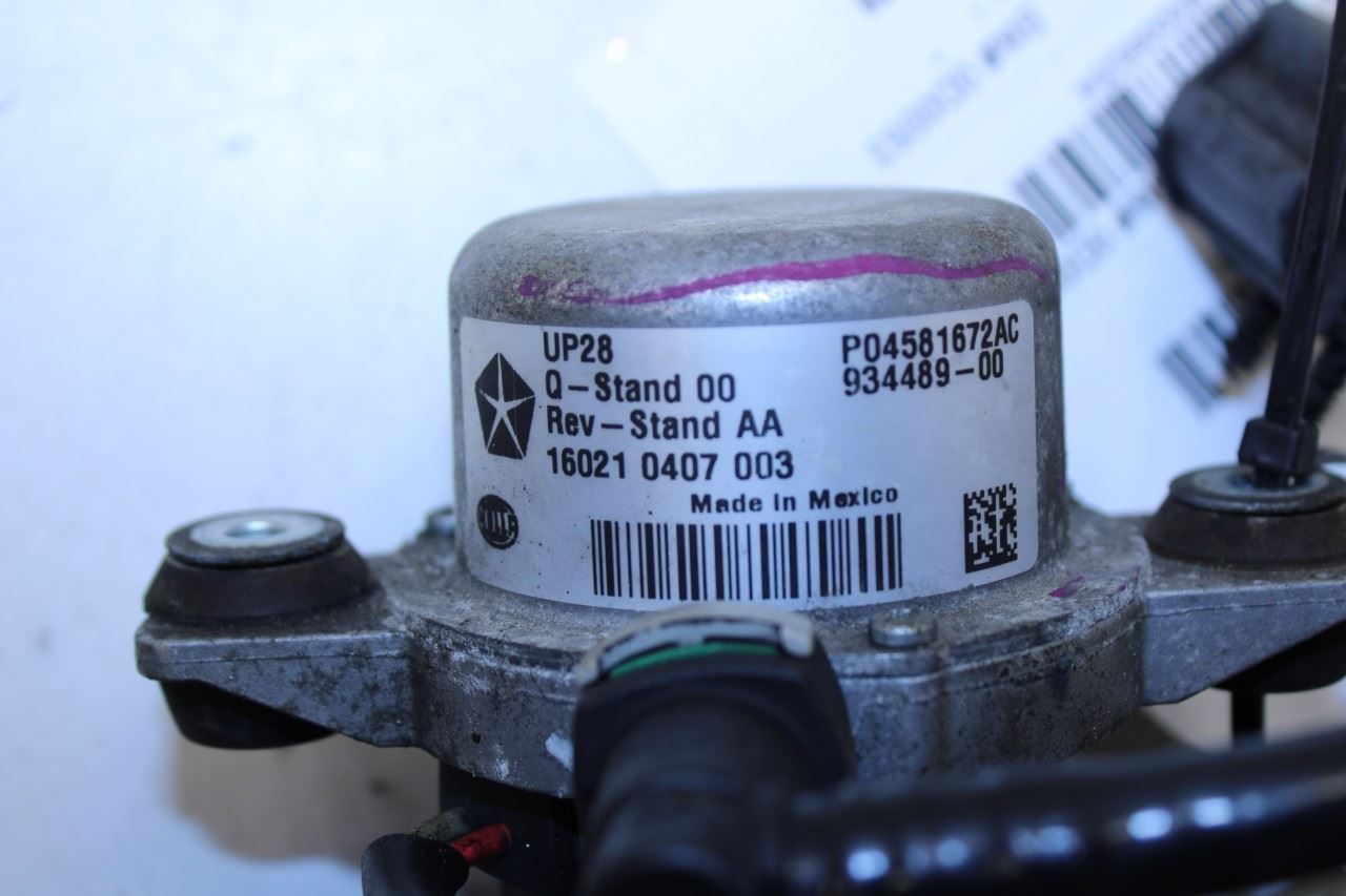 2014-18 Jeep Cherokee 75th Anniversary 3.2L 4WD Brake Vacuum Pump 4581672AC OEM - Alshned Auto Parts