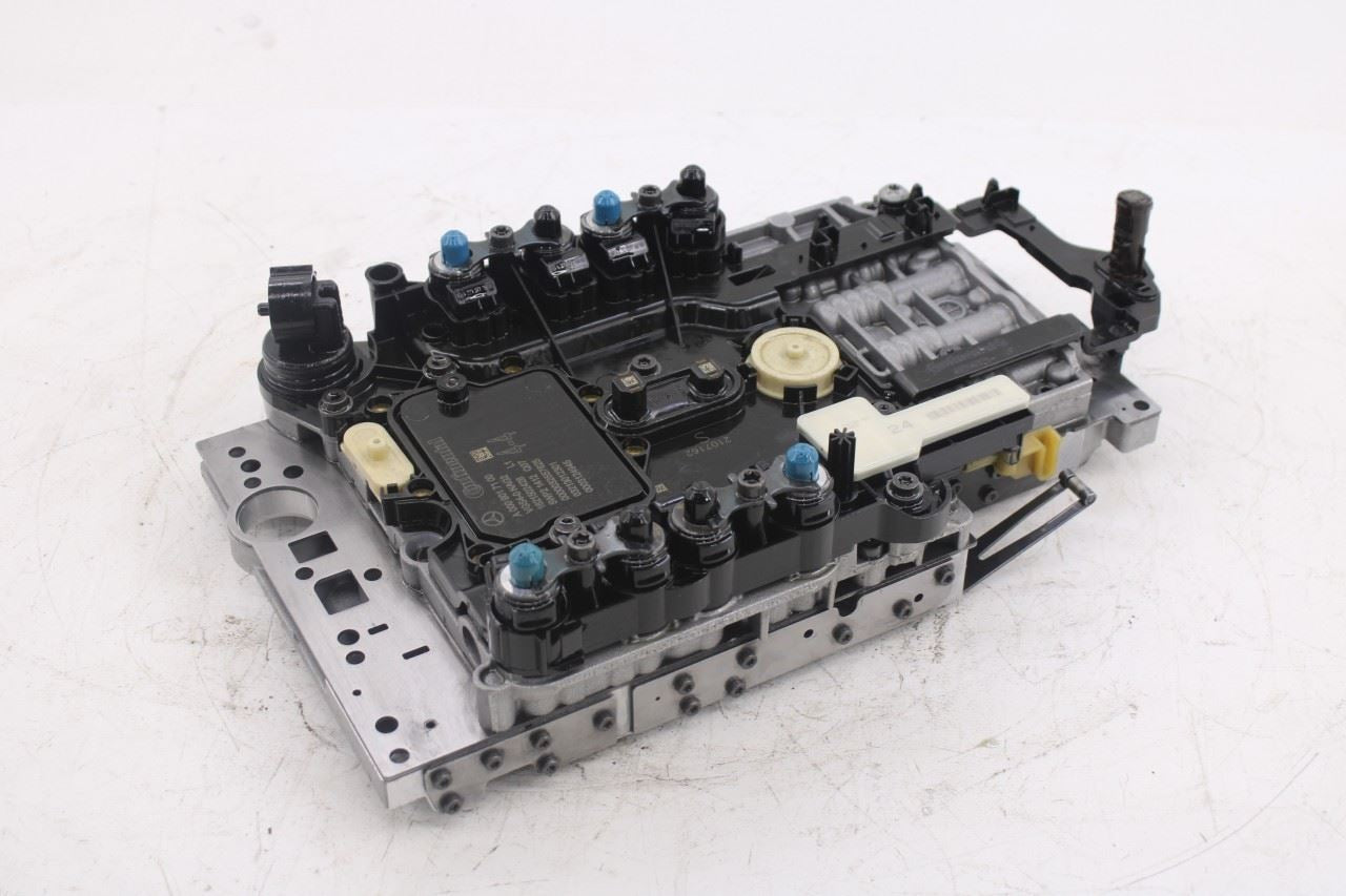 2015-2017 Mercedes-Benz C300 4Matic 2.0L AWD 7-Spd Auto Transmission Valve Body6