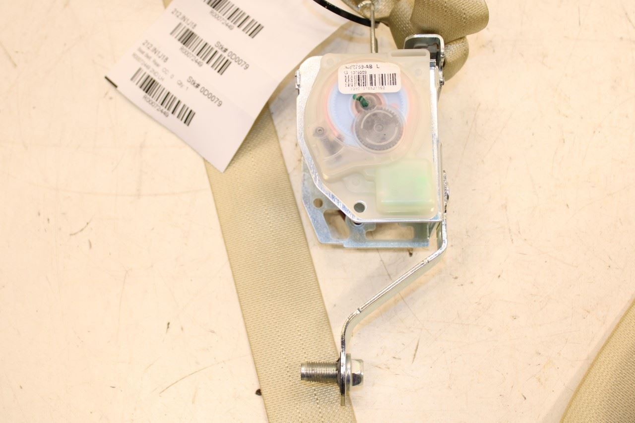 2016-19 Infiniti QX60 3.5L FWD Rear Driver Left Side 2nd Row Seat Belt Retractor - Alshned Auto Parts