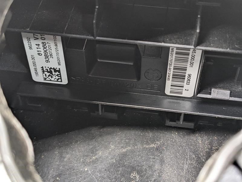 17-20 BMW 430i xDrive 2.0L Front Engine Power Distribution Module Fuse Relay Box6