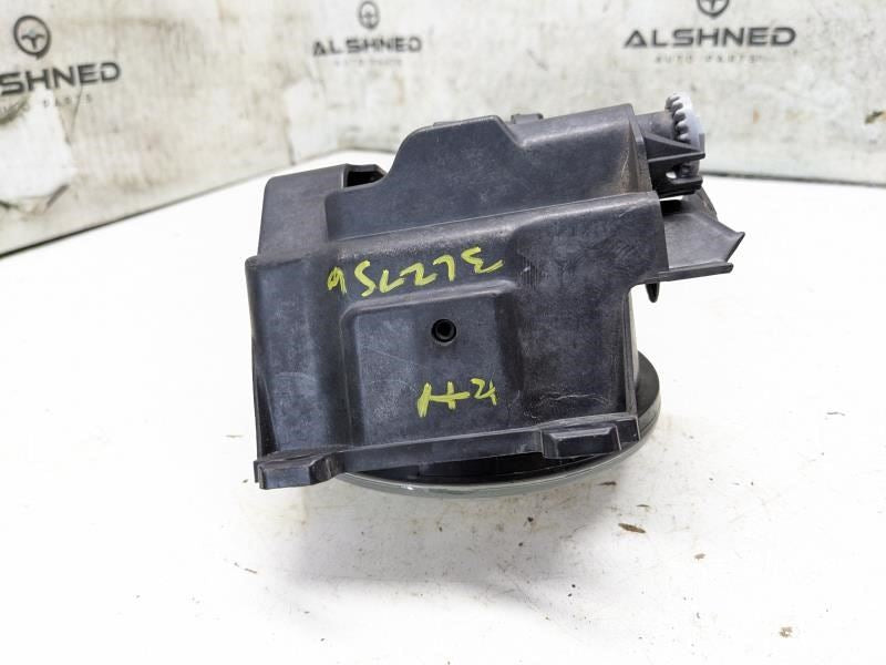 2013-2015 Toyota RAV4 Front Right Passenger Fog Light Lamp 81210-60200 OEM - Alshned Auto Parts