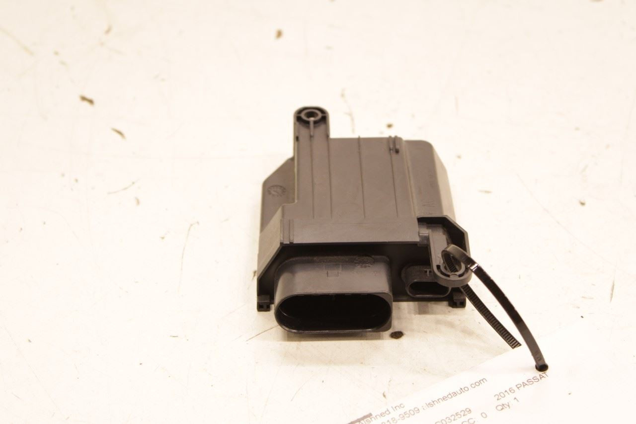 2016-2018 Volkswagen Passat SE Front Right Seat Occupant Detection Sensor Module - Alshned Auto Parts