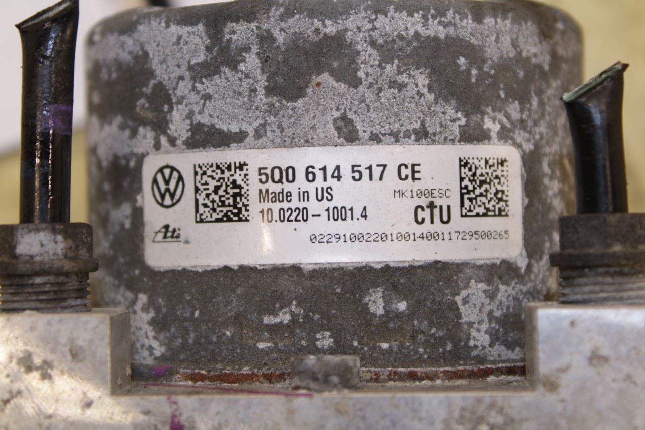 18-19 Volkswagen Atlas S 3.6L AWD ABS Anti Lock Brake Pump Control Module *ReaD* - Alshned Auto Parts