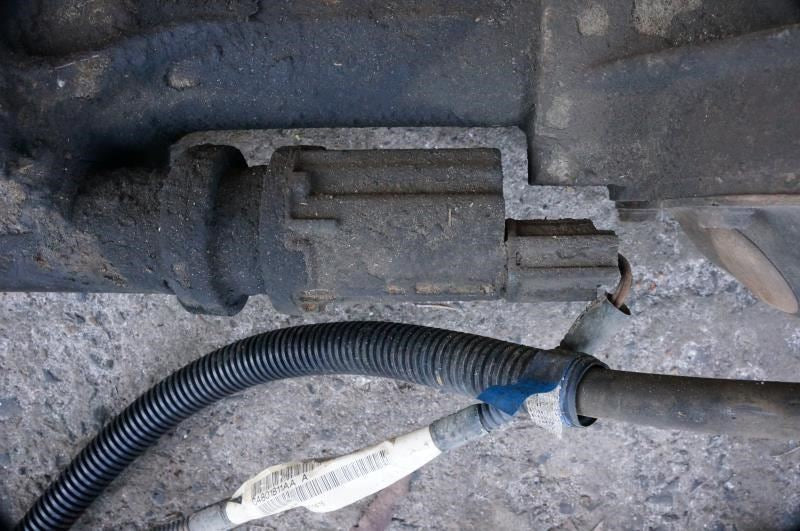 2006-10 Ram 1500 5.7L 4WD Front Axle Differential Carrier 3.55 ratio 52114432AL - Alshned Auto Parts