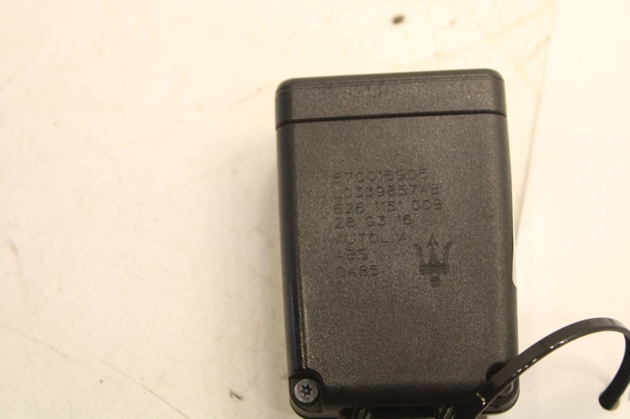 17-21 Maserati Ghibli 3.0L Front Driver Left Side Seat Belt Buckle 670016905 OEM - Alshned Auto Parts