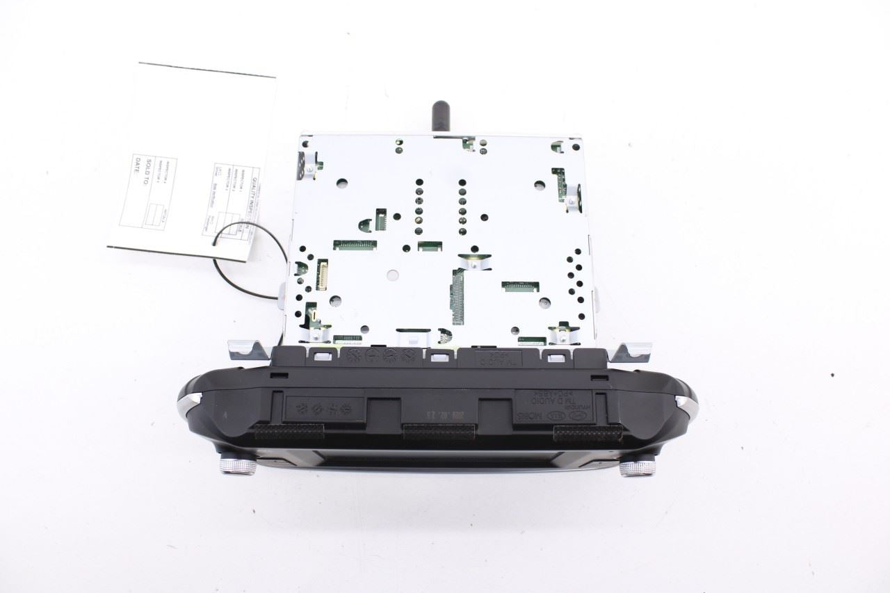 19-20 Hyundai Santa Fe SEL Radio Faceplate Control w/ 7.0'' Display and Receiver - Alshned Auto Parts
