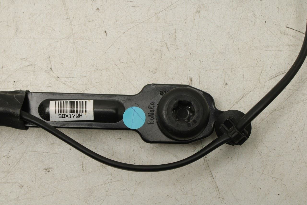 20-25 Ford Escape SEL Front Driver Left Side Seat Belt Buckle LJ6B-S61209-AB OEM - Alshned Auto Parts