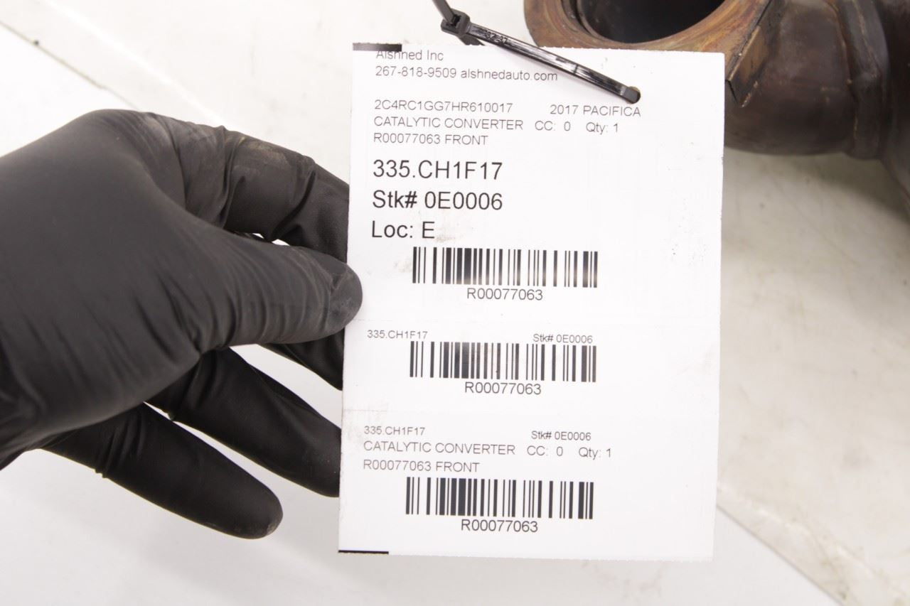 2017-18 Chrysler Pacifica Limited 3.6L FWD Front Exhaust Manifold 68184158AD OEM - Alshned Auto Parts