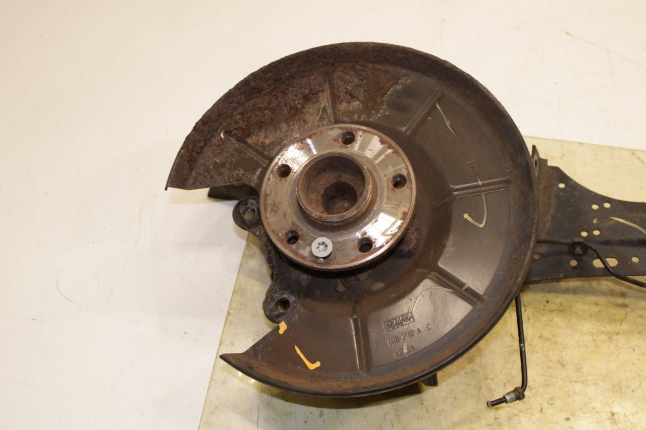 15-16 Volvo S60 T5 Premier FWD Rear Left Side Trailing Arm w Spindle Knuckle Hub - Alshned Auto Parts