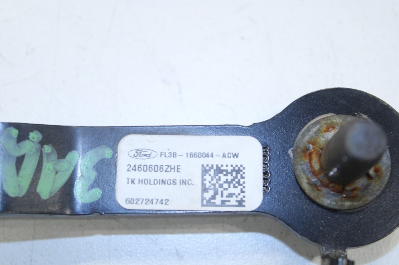 15-17 Ford F150 Super Cab Lariat Rear Center and RH 2nd Row Seat Belt Buckle Set - Alshned Auto Parts