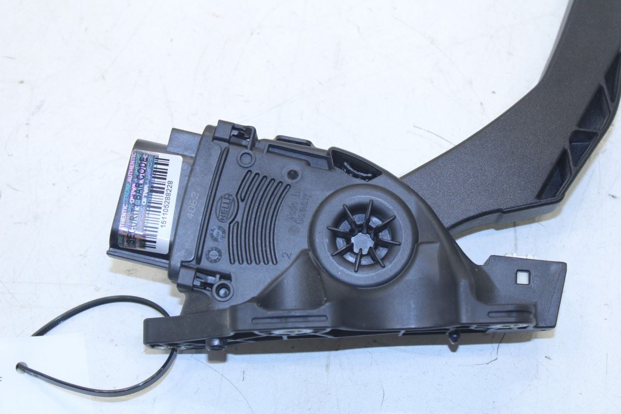 2010-15 Jaguar XF Portfolio 5.0L Accelerator Throttle Gas Pedal Sensor C2D20663 - Alshned Auto Parts