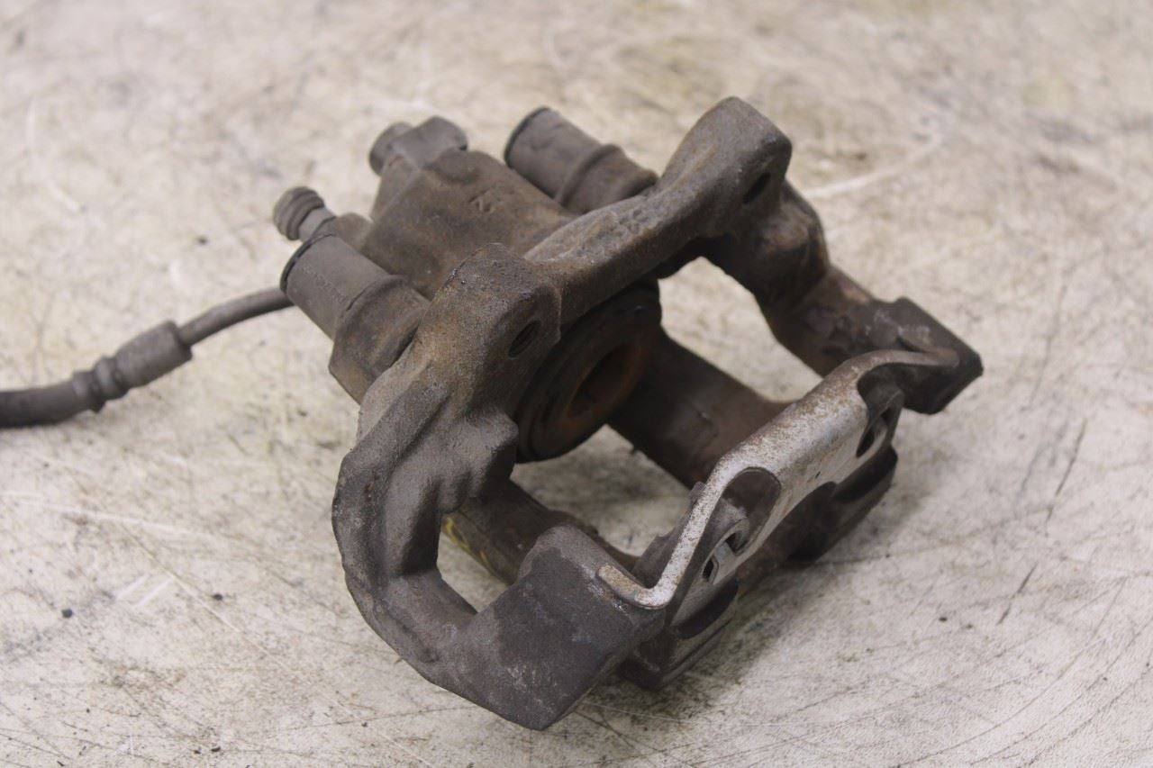 2011-2020 Dodge Durango SXT Rear Left Side Disc Brake Caliper 68052377AA OEM10