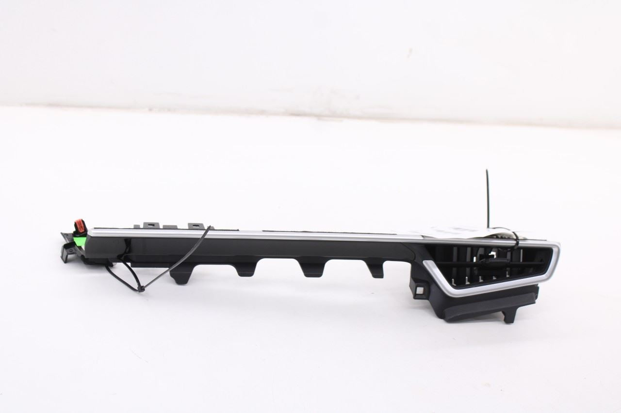 2023-24 Toyota Corolla LE Front Right Passenger Side Dash Outer Air Vent Grille3