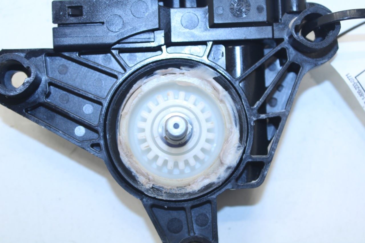 2015-2023 Jeep Renegade Sport Rear Right Door Power Window Motor 68268766AA OEM - Alshned Auto Parts