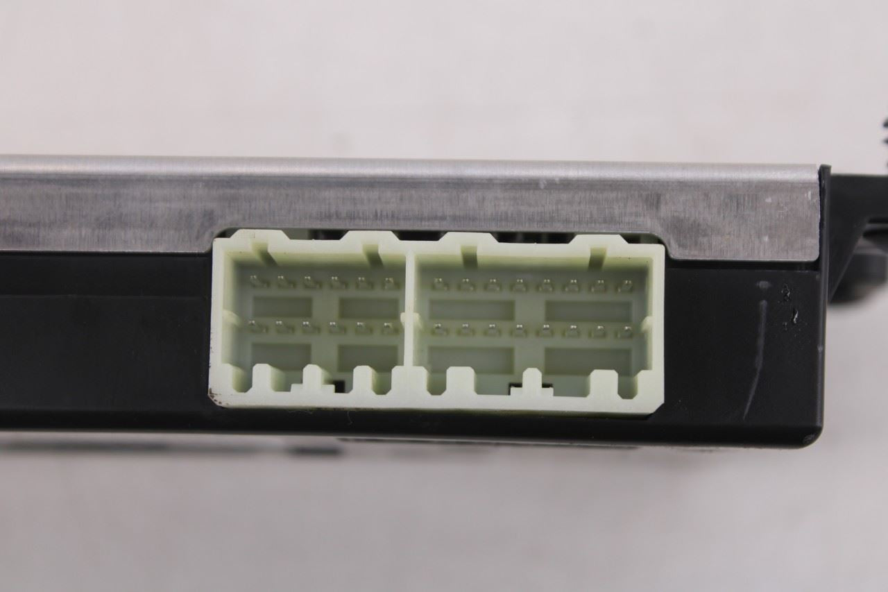 20 Ford Expedition Max XLT Telematics Communication Mobile Phone Control Module9