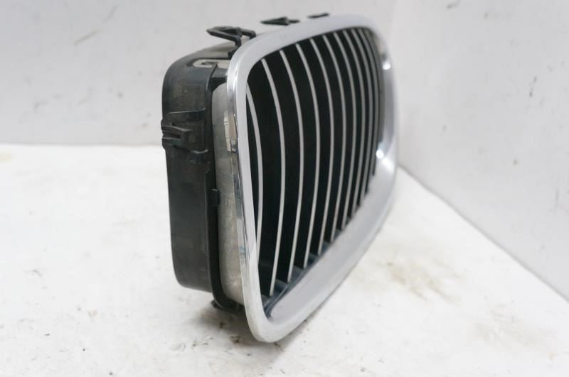 11-13 BMW 528i Left Front Driver Side Grille 51-13-7-261-355 OEM - Alshned Auto Parts