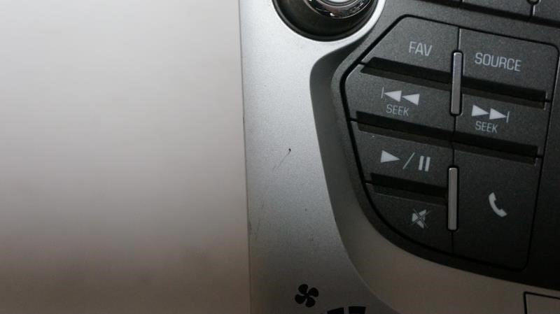 16-17 Chevrolet Equinox Audio Radio Faceplate Climate Control Panel 84096689 OEM - Alshned Auto Parts