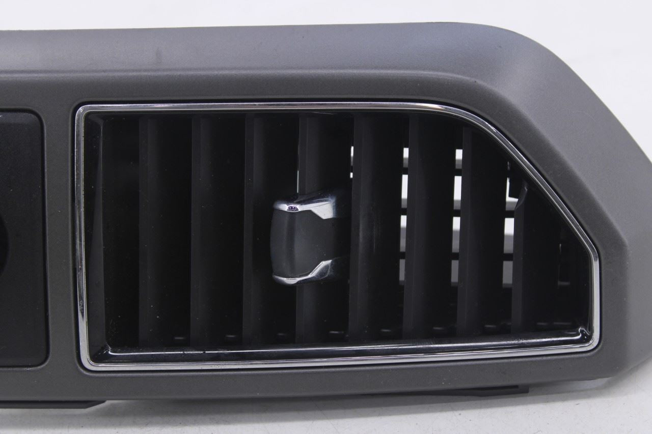 2018-21 Ford Expedition Max XLT Center Right and Left Side Dash Air Vent Grille8