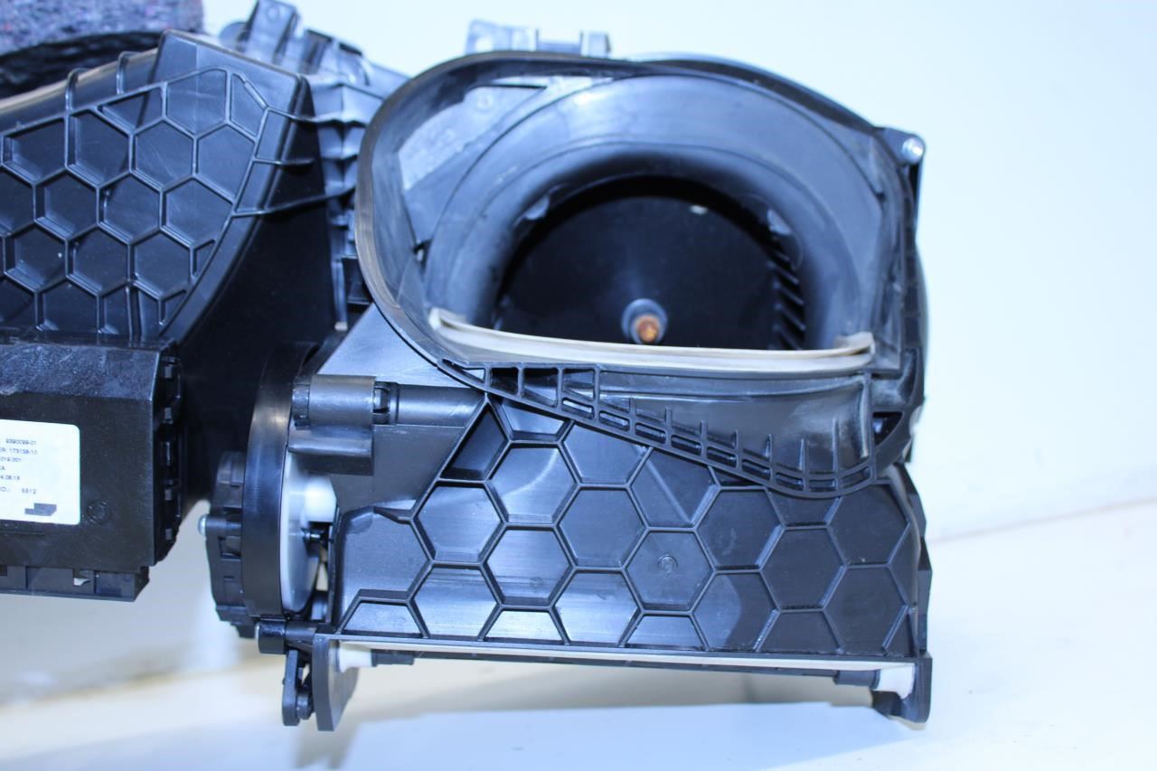 2015-2016 BMW 435i Gran Coupe xDrive HVAC Heater Housing Box 64-11-9-237-550 OEM - Alshned Auto Parts