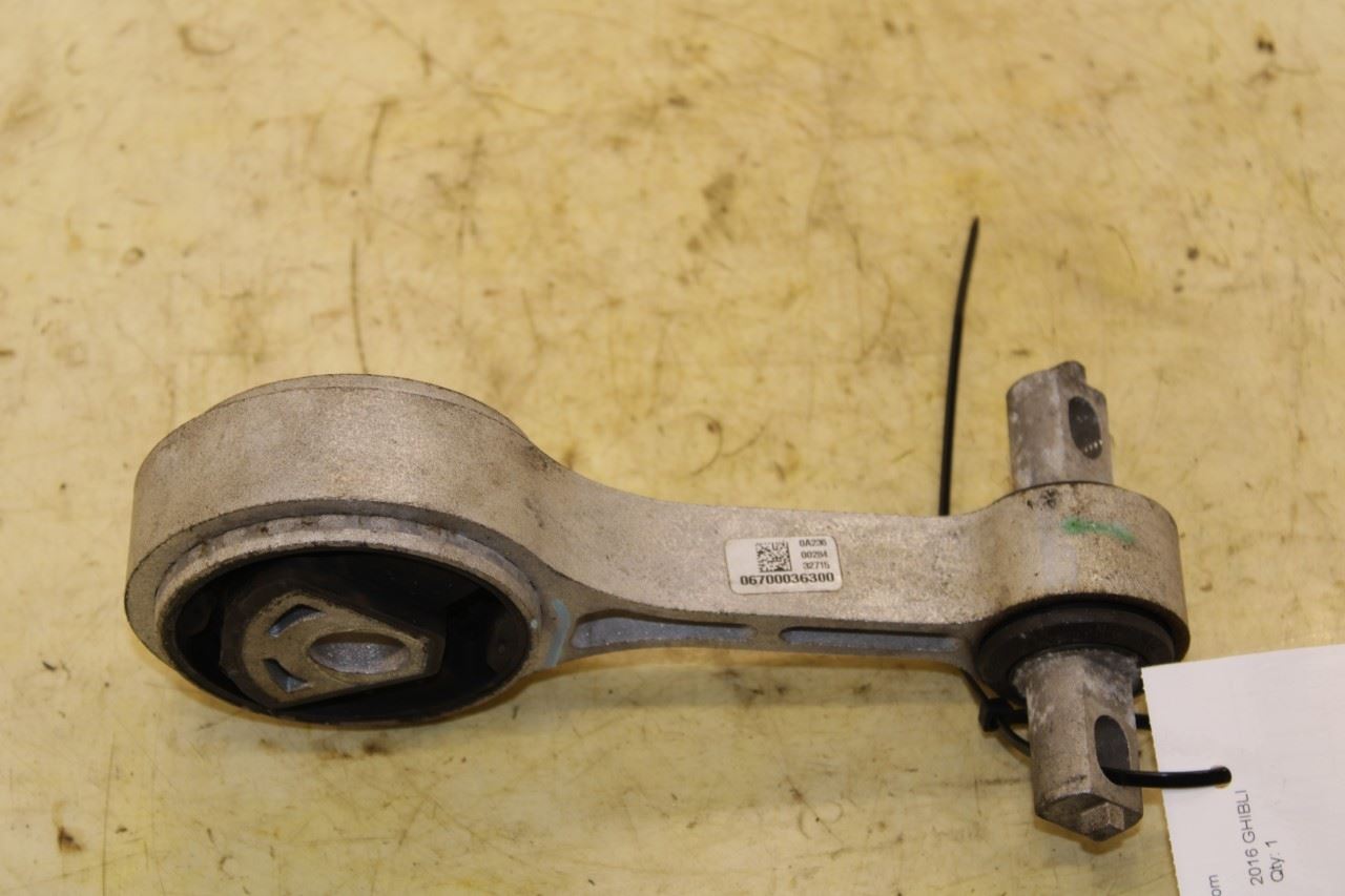 14-20 Maserati Ghibli S Q4 3L Right Side Engine Mount Torque Link Rod 670003630 - Alshned Auto Parts