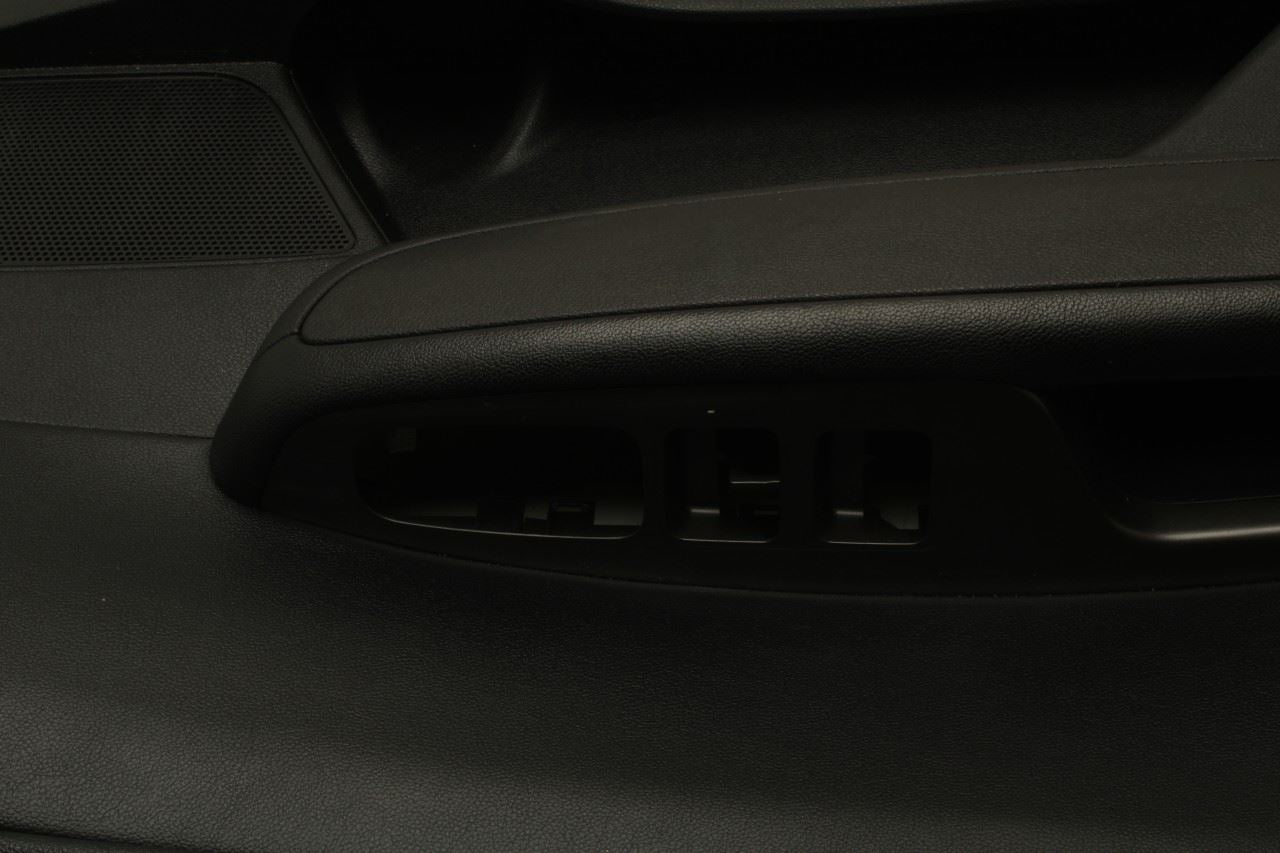 19-20 Kia Optima LX Front Left Driver Door Trim Panel 82301-D5220BKL OEM *ReaD* - Alshned Auto Parts