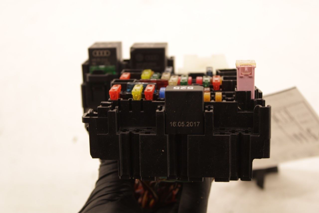 2018-23 Volkswagen Atlas S 3.6L Cabin Instrument Panel Fuse Relay Junction Block - Alshned Auto Parts