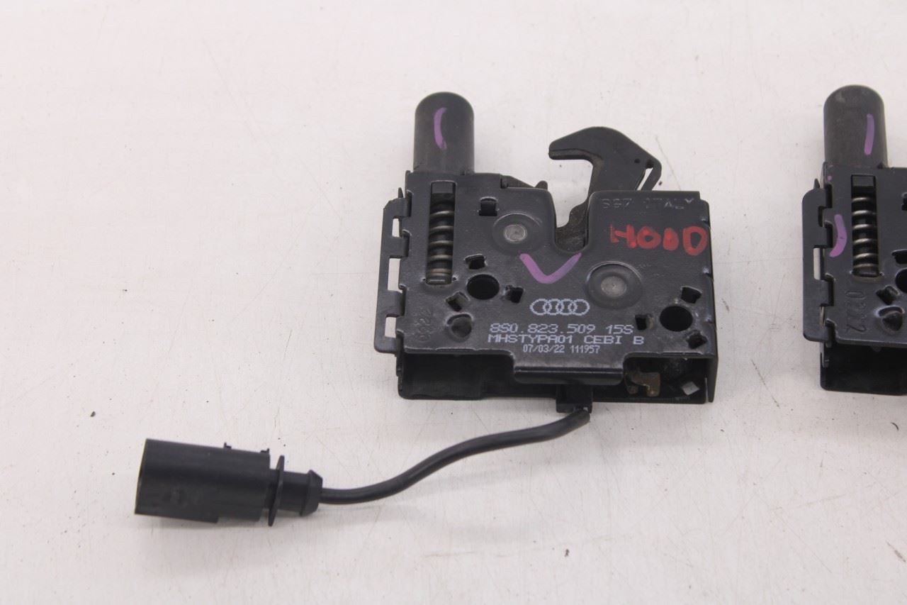 2020-2023 Volkswagen Atlas SE Front Right and Left Side Hood Lock Latch Actuator2