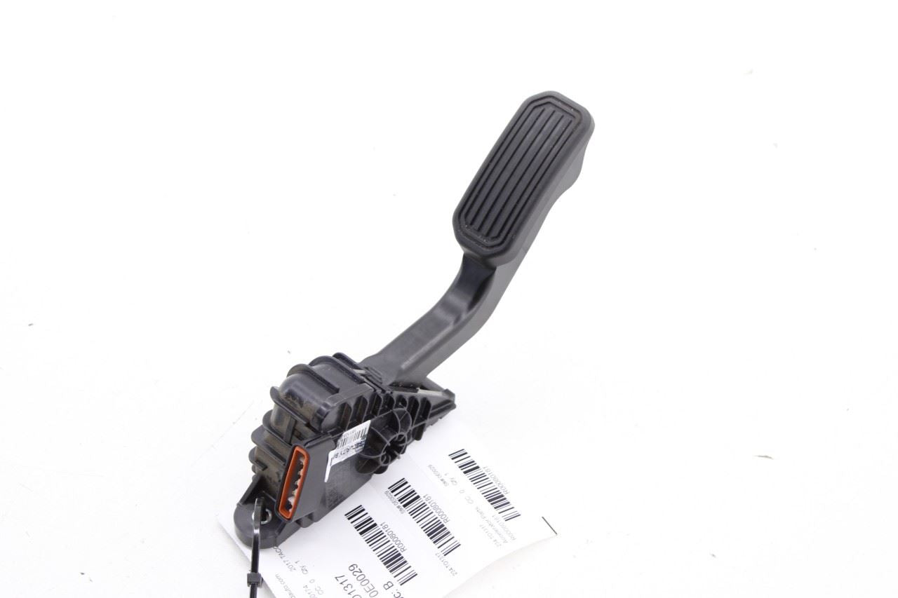 2014-2023 Toyota Tacoma Limited 3.5L 4WD Accelerator Throttle Gas Pedal Sensor - Alshned Auto Parts