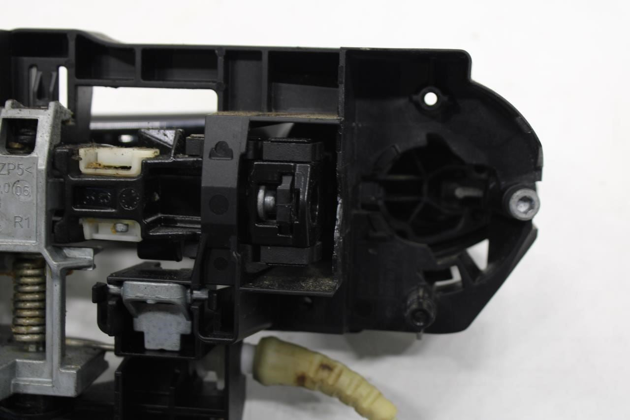 10-15 BMW 750i xDrive 4.4L Front Right Side Door Exterior Handle 51217231934 OEM - Alshned Auto Parts