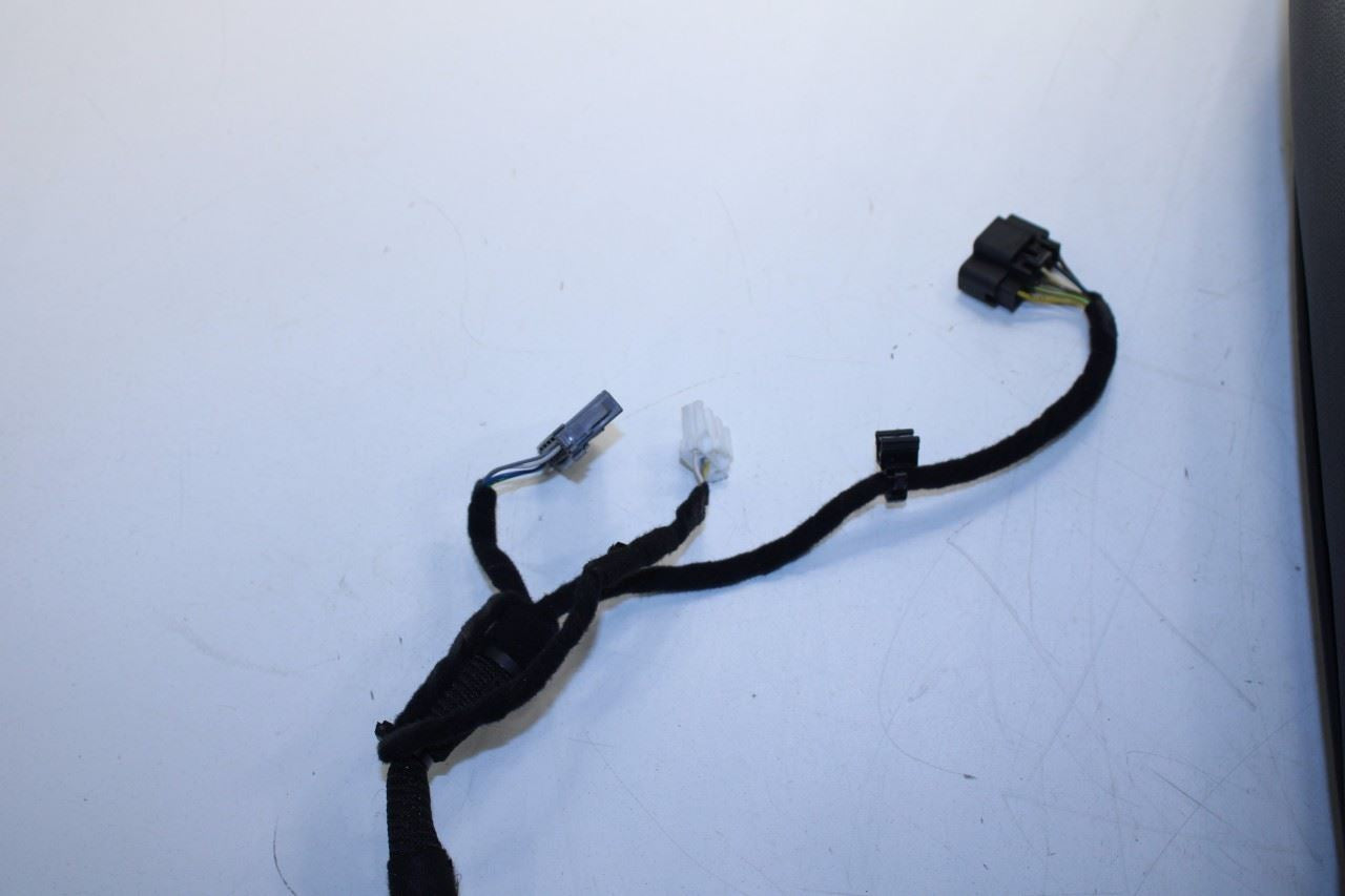 17-21 Maserati Ghibli Front Left Seat Backrest Upper Cushion w/ Headrest *ReaD* - Alshned Auto Parts