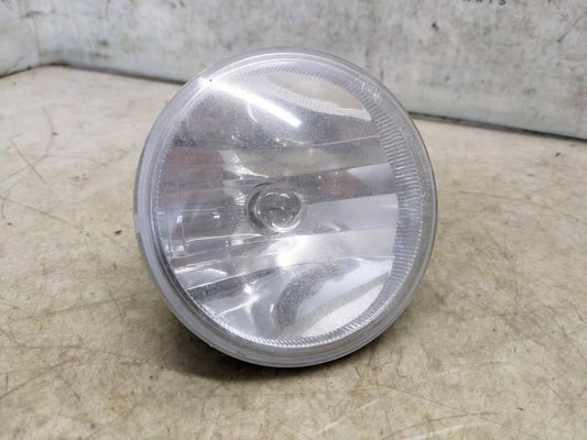 2007-2013 Chevrolet Avalanche Front Left Driver Side Fog Light Lamp 15839896 OEM - Alshned Auto Parts