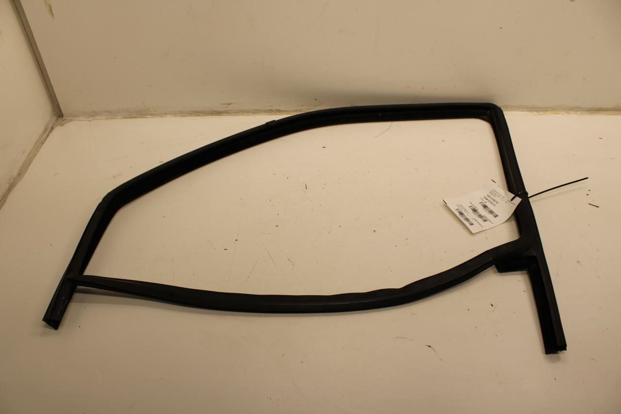 2015-2022 Ram ProMaster City Front Left Door Glass Run Weatherstrip 68259391AA - Alshned Auto Parts