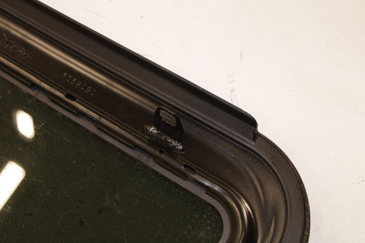 2014-2020 Maserati Ghibli S Q4 Roof Sunroof Window Glass 673009009 OEM - Alshned Auto Parts