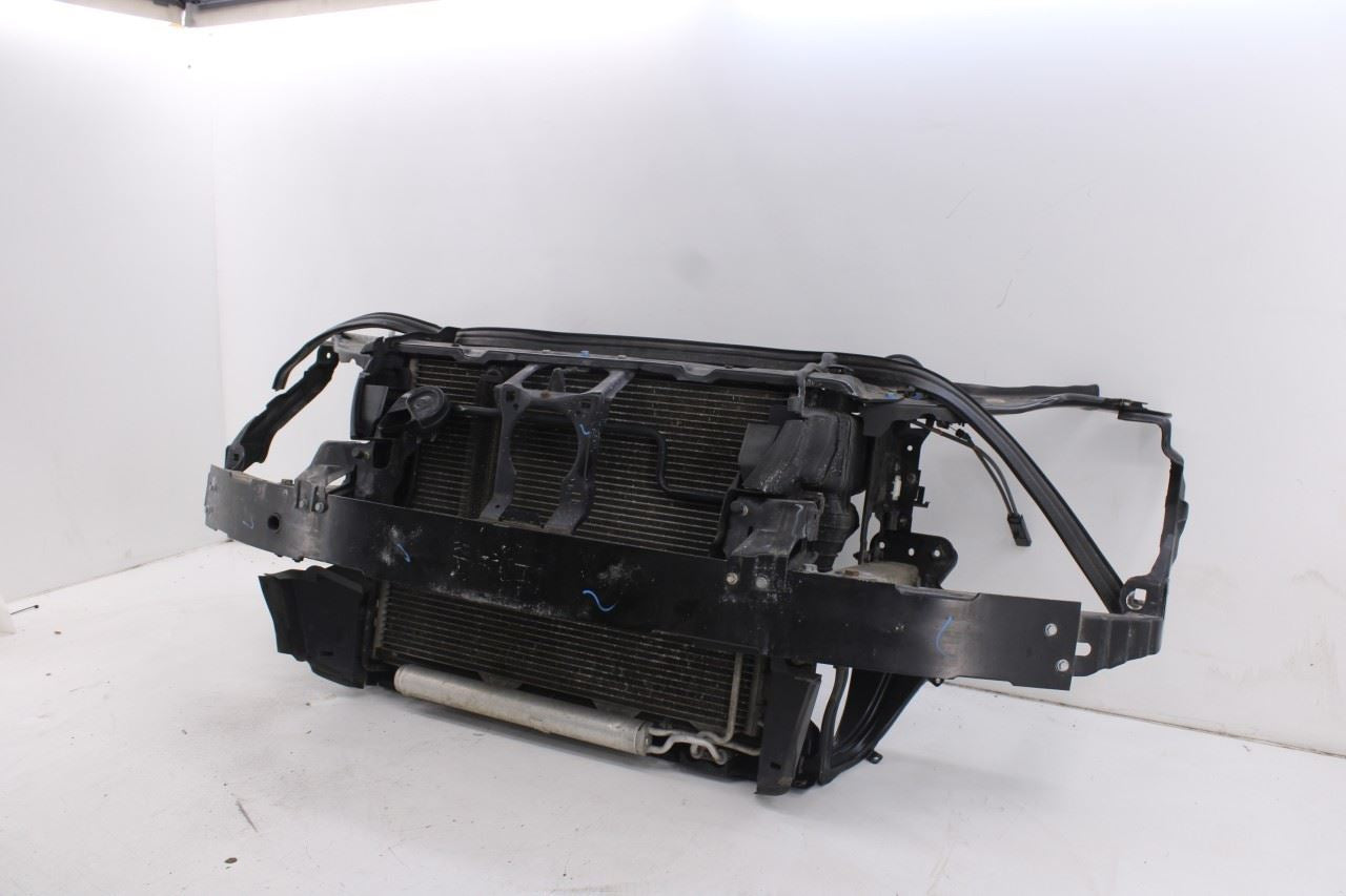 03-06 Mercedes-Benz E500 5L Engine Radiator w/ Cooling Fan Motor Assy 21150002028