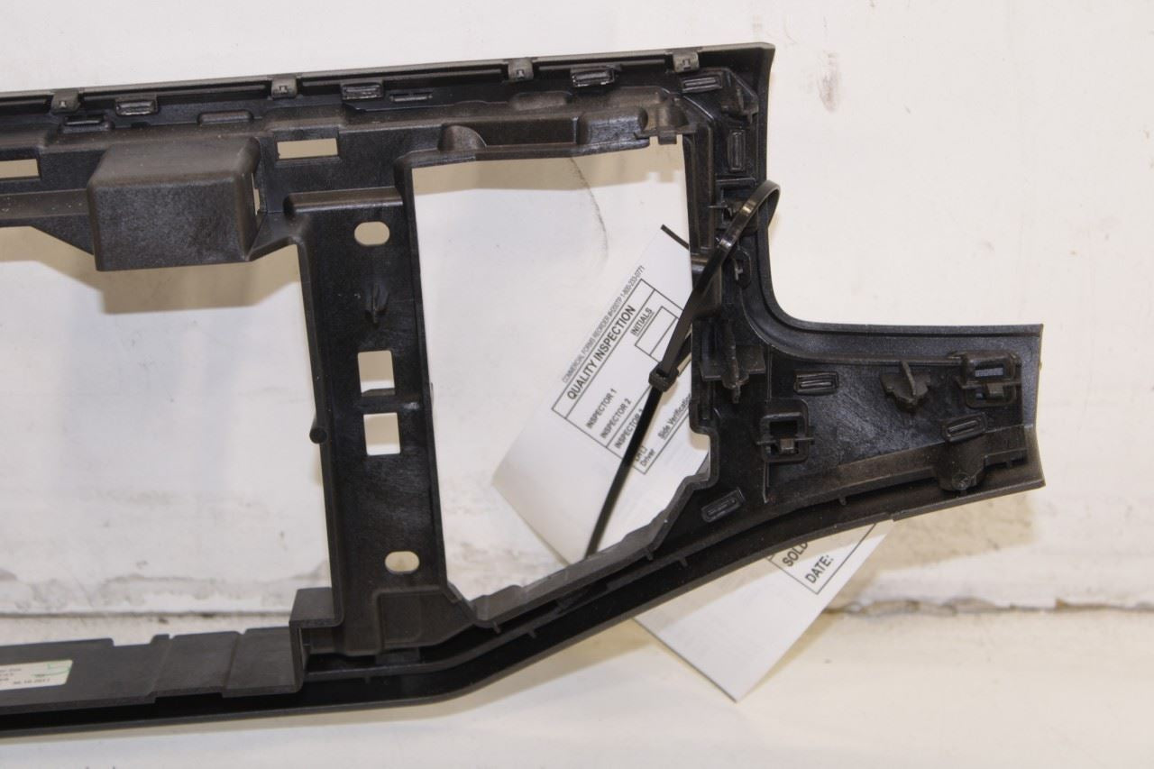 18-19 Volkswagen Atlas S Front Right Passenger Side Dash Trim Bezel w/ Air Vent - Alshned Auto Parts