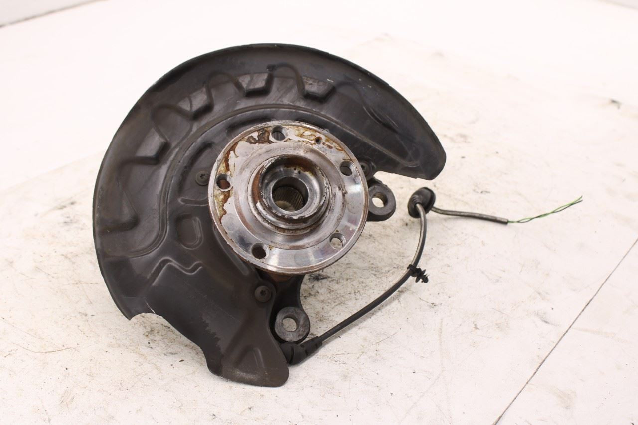 2019-2026 Volkswagen Jetta SE Front Right Passenger Side Spindle Knuckle Hub2