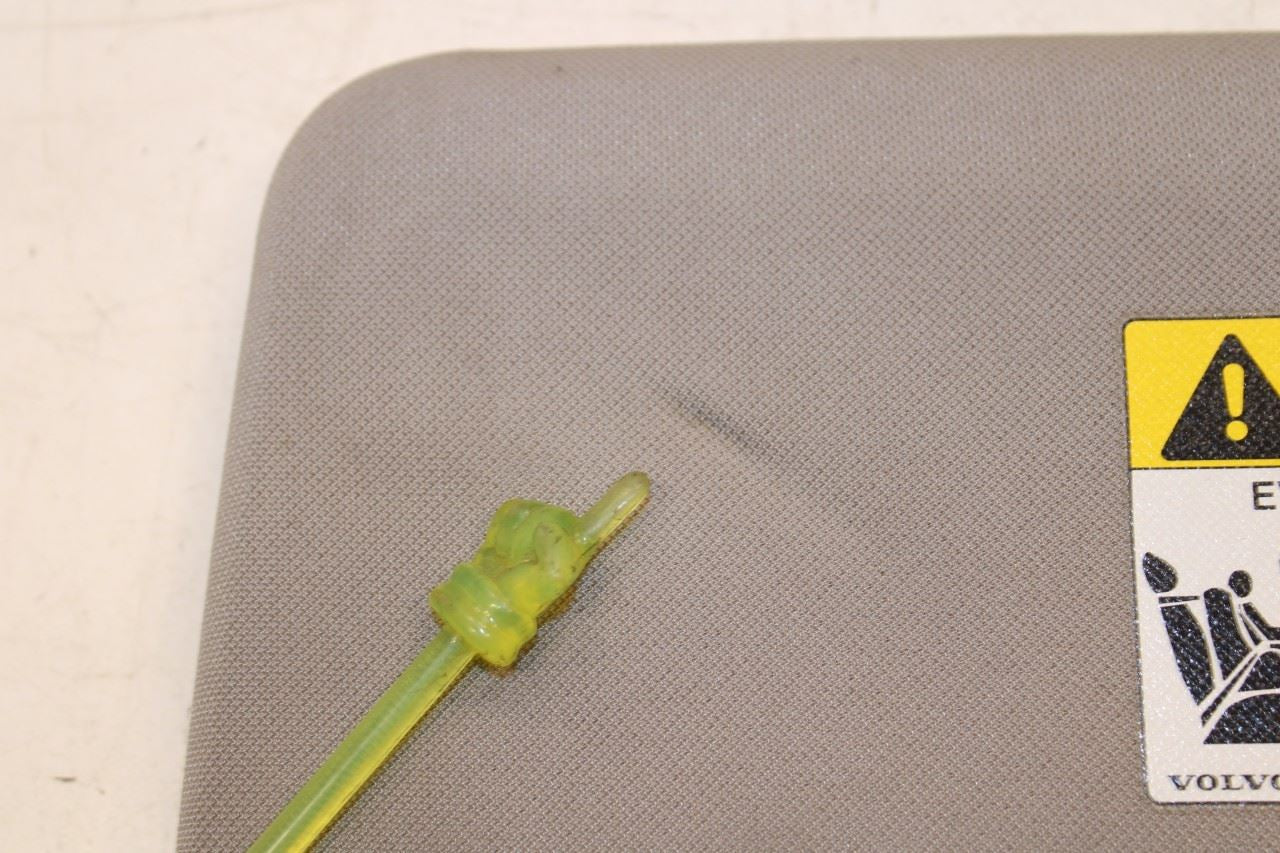 2015-16 Volvo S60 T5 Premier Front RH and LH Sun Visor Set w/ Illuminated Mirror - Alshned Auto Parts