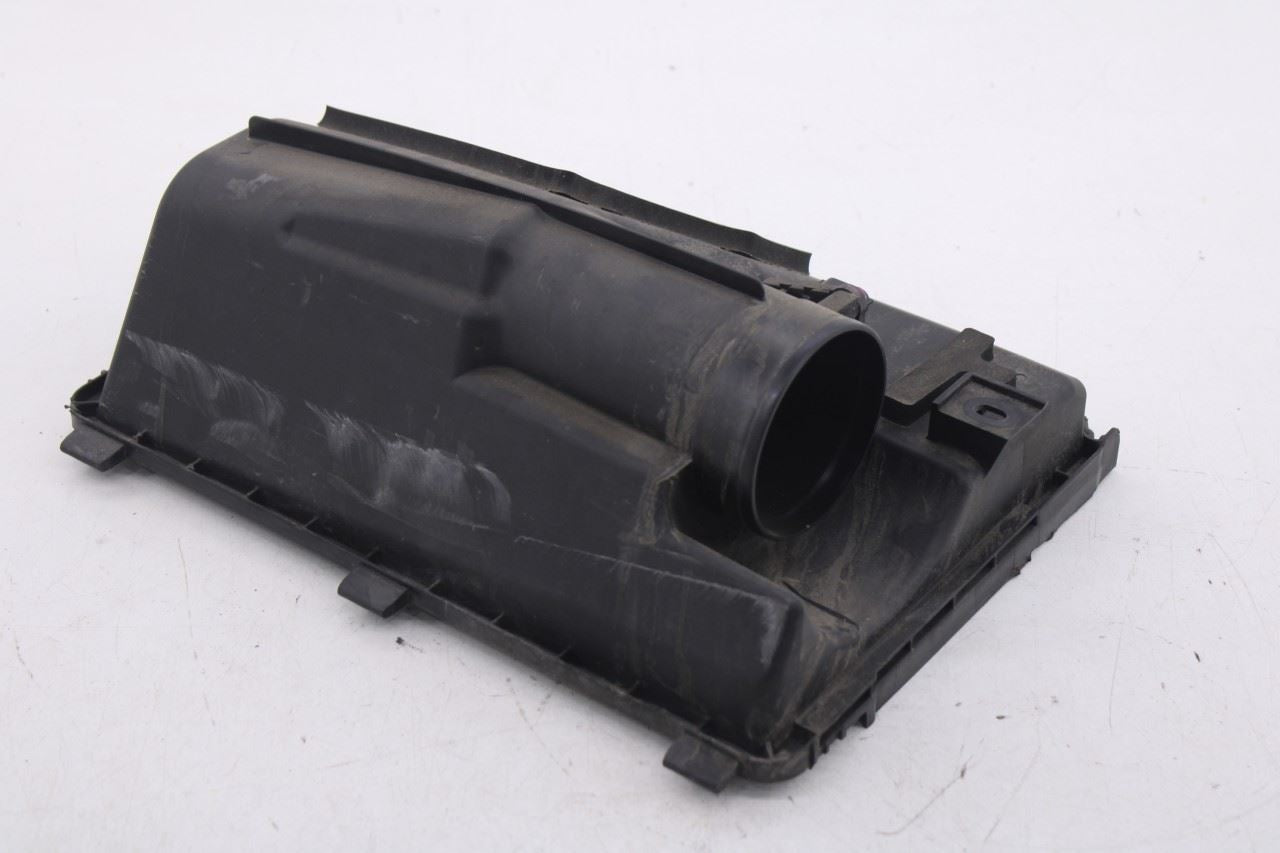 19-25 Infiniti QX50 ESSENTIAL 2.0L AWD Air Intake Cleaner Upper Cover w/ Sensor4