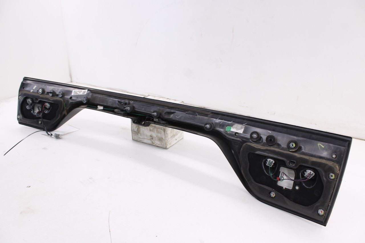 2014-2020 Dodge Durango SXT Rear Center Tail Light Lamp 68155950AF OEM - Alshned Auto Parts
