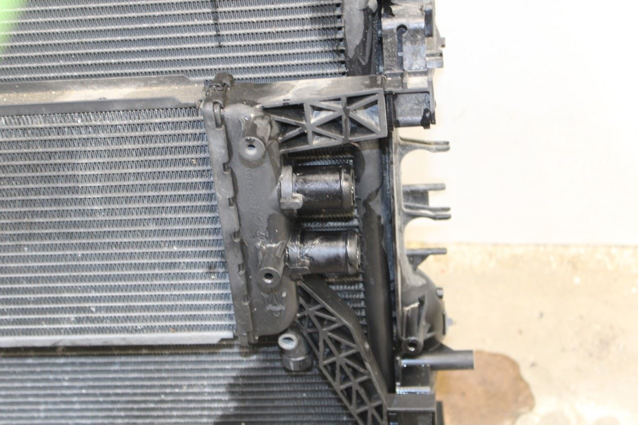 14-20 Maserati Ghibli 3.0L Engine Cooling Radiator w/ Fan Assy 670109996 *ReaD* - Alshned Auto Parts