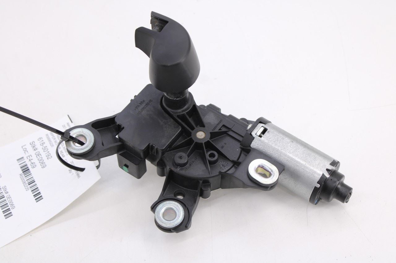 2011-2018 Porsche Cayenne S Rear Windshield Wiper Motor 7P5955711A OEM4