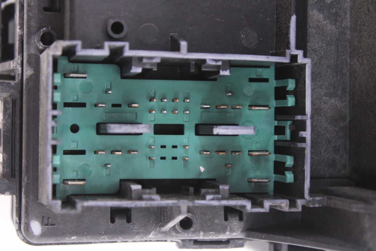 15-20 Dodge Grand Caravan GT 3.6L Totally Integrated Power Module Fuse Relay Box11