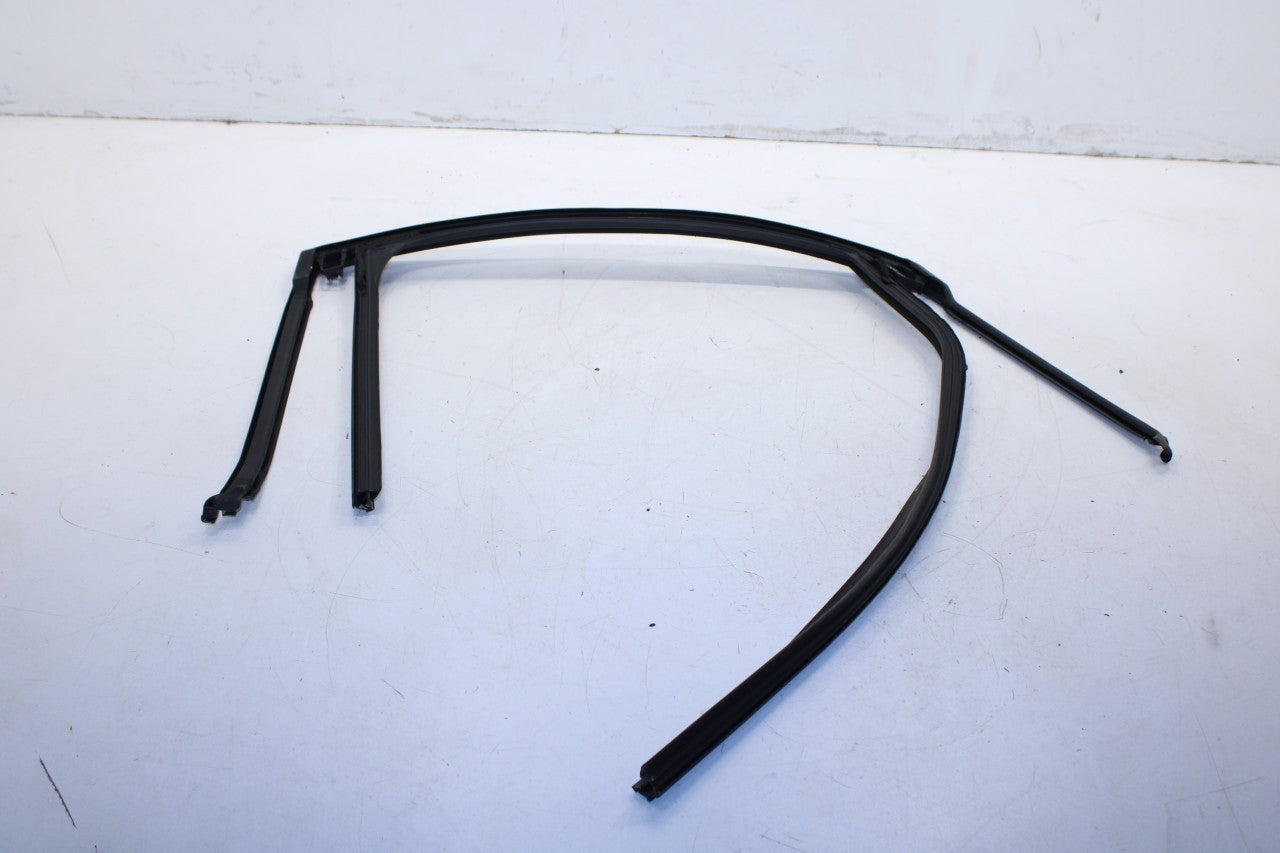 19-25 Chevrolet Blazer 2LT Rear RH Door Run Channel w/ Belt Molding Weatherstrip - Alshned Auto Parts